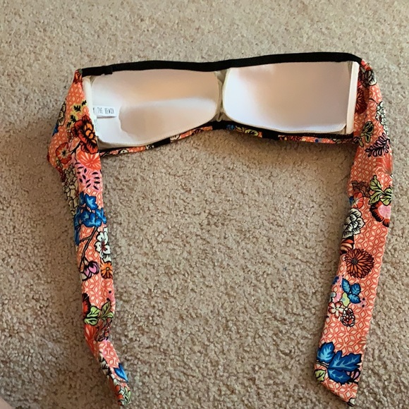 Strapless Floral Colorful Bikini Top - Picture 7 of 10